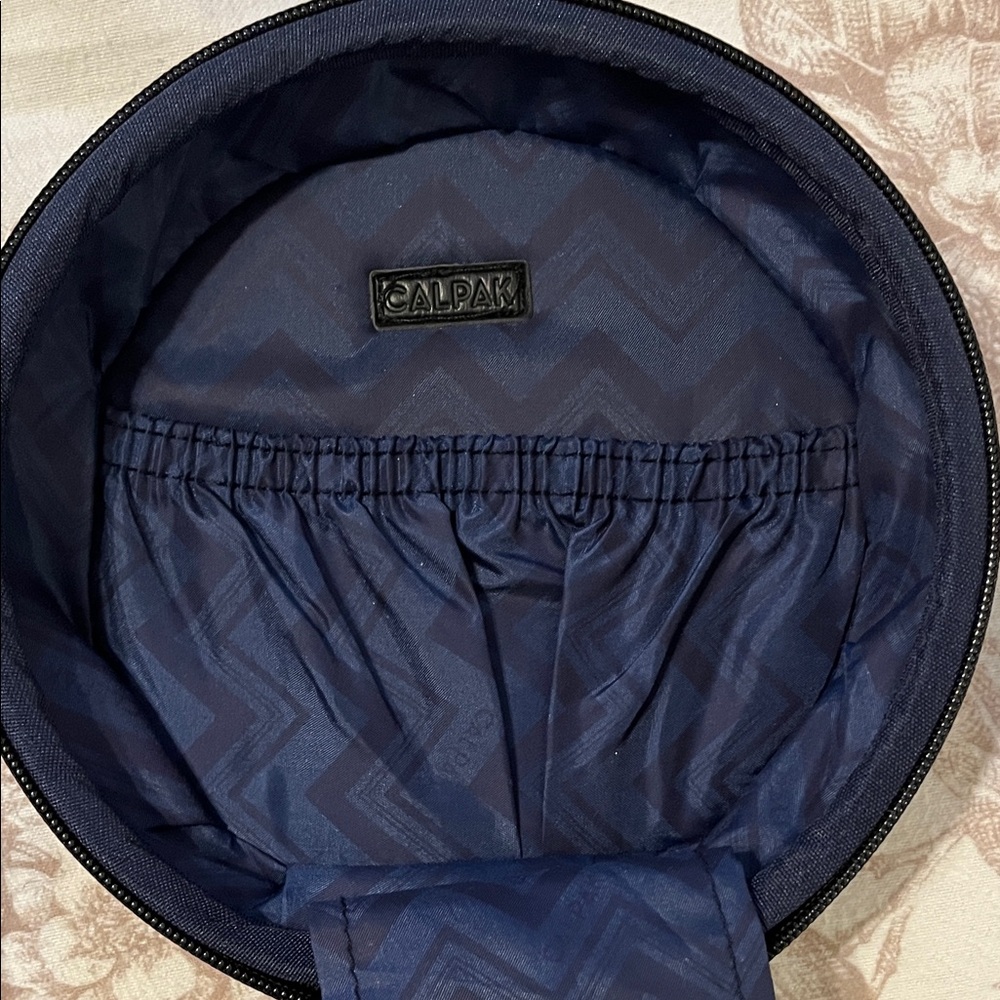 Calpak Beige Textured Hatbox Jewelry Case - Picture 6 of 7